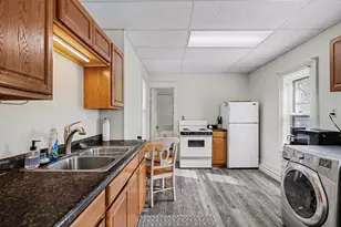 222 N Eagle St, Marshall, MI 49068 - Photo 5