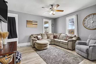 711 Maple Street, Three Rivers, MI 49093 - Photo 5