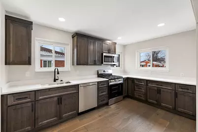 23029 Beverly Street, Saint Clair Shores, MI 48082 - Photo 11