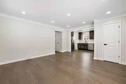 23029 Beverly Street, Saint Clair Shores, MI 48082 - Photo 9