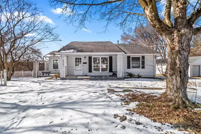 60 Griswold Street, Hillsdale, MI 49242 - Photo 3