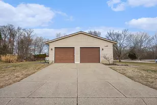 625 Summerset Dr, Jenison, MI 49428 - Photo 33