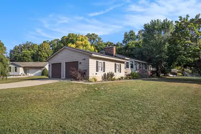 625 Summerset Drive, Jenison, MI 49428 - Photo 3