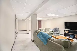 625 Summerset Dr, Jenison, MI 49428 - Photo 21