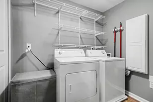 3960 Berkeley Ave, Canton, MI 48188 - Photo 15