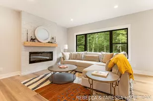 404 Sabine Dr, Muskegon, MI 49442 - Photo 19