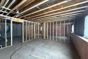 404 Sabine Dr, Muskegon, MI 49442 - Photo 15