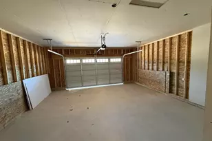 404 Sabine Dr, Muskegon, MI 49442 - Photo 33