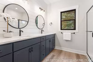 404 Sabine Dr, Muskegon, MI 49442 - Photo 35