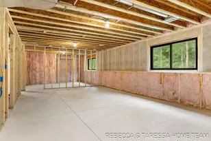 404 Sabine Dr, Muskegon, MI 49442 - Photo 47