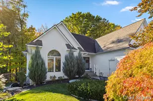 336 Normandy Ct SW, Grandville, MI 49418 - Photo 3