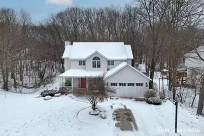 7515 Las Palmas Drive NE, Rockford, MI 49341 - Photo 3