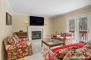 7515 Las Palmas Dr NE, Rockford, MI 49341 - Photo 9