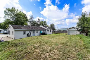 46778 Sycamore Dr, Bangor, MI 49013 - Photo 7