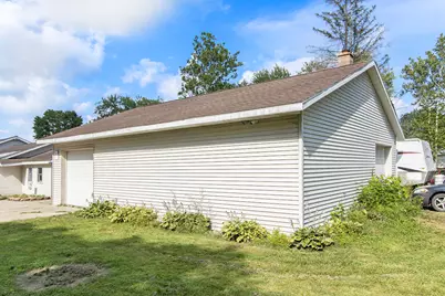 46778 Sycamore Drive, Bangor, MI 49013 - Photo 9