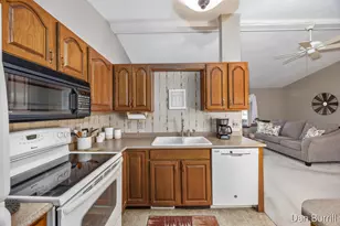 2285 Bridle Creek St SE, Grand Rapids, MI 49508 - Photo 7