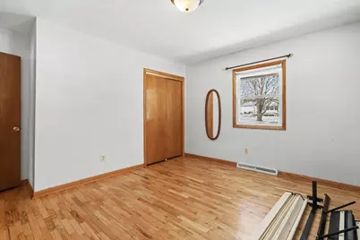 17155 10 Mile Road, Battle Creek, MI 49014 - Photo 17