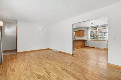 17155 10 Mile Road, Battle Creek, MI 49014 - Photo 5