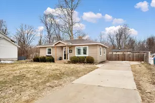 5657 Averill Ave SW, Grand Rapids, MI 49548 - Photo 3