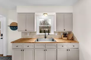 5657 Averill Ave SW, Grand Rapids, MI 49548 - Photo 7