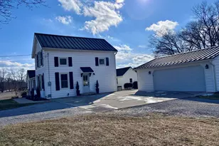 69640 Carls Rd, Sturgis, MI 49091 - Photo 3