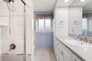 38706 Roycroft St, Livonia, MI 48154 - Photo 17