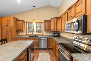 1020 Joshua Dr, Sheridan, MI 48884 - Photo 9