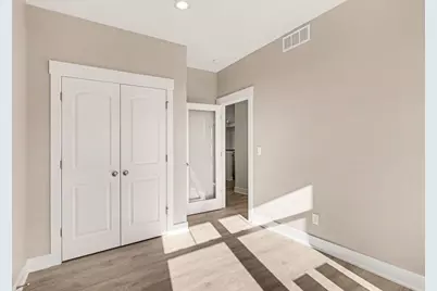 5547 Canal Avenue SW #63, Wyoming, MI 49418 - Photo 19