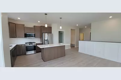 5547 Canal Avenue SW #63, Wyoming, MI 49418 - Photo 9