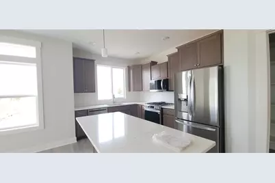 5547 Canal Avenue SW #63, Wyoming, MI 49418 - Photo 7