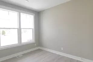 5547 Canal Ave SW, Wyoming, MI 49418 - Photo 3