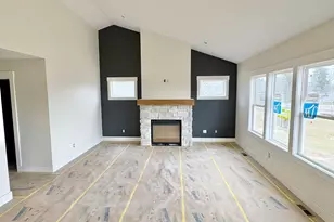 8326 Kettle Hill Ct SE, Alto, MI 49302 - Photo 5