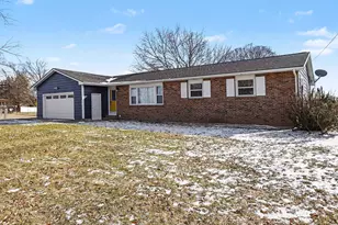 865 W Main St, Mendon, MI 49072 - Photo 3