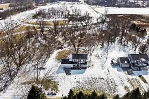 6331 Layton Rd, Fowlerville, MI 48836 - Photo 29