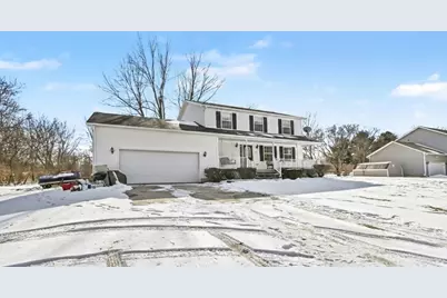 6331 Layton Road, Fowlerville, MI 48836 - Photo 3