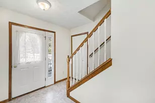 6331 Layton Rd, Fowlerville, MI 48836 - Photo 5