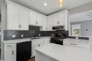 365 W Orleans St, Otsego, MI 49078 - Photo 13