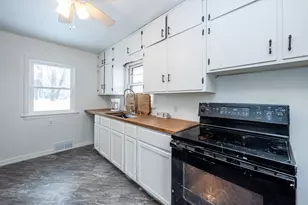 1313 South St, Niles, MI 49120 - Photo 7