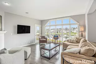 921 Meadow Ridge Dr, Holland, MI 49424 - Photo 5