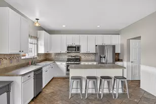 13494 Country Walk Blvd, Van Buren Township, MI 48111 - Photo 9