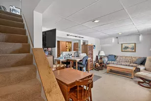 106 Hilltop Ct, Brooklyn, MI 49230 - Photo 25