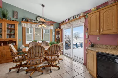 106 Hilltop Court, Brooklyn, MI 49230 - Photo 9