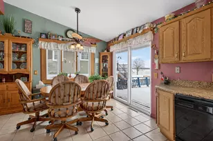 106 Hilltop Ct, Brooklyn, MI 49230 - Photo 9