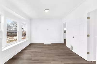 1754 Godfrey Avenue SW, Wyoming, MI 49509 - Photo 9