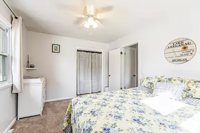 731 Taylor Street, Chelsea, MI 48118 - Photo 27