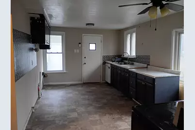 20411 Angling Street, Livonia, MI 48152 - Photo 9