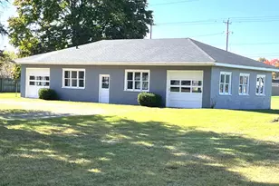 106 N Erie St, Three Rivers, MI 49093 - Photo 3