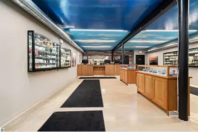 117 N Mitchell Street, Cadillac, MI 49601 - Photo 17