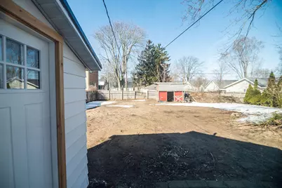 2102 Morton Avenue, Muskegon, MI 49441 - Photo 11