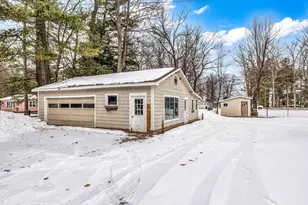 4472 W Higgins Lake Dr, Roscommon, MI 48653 - Photo 41